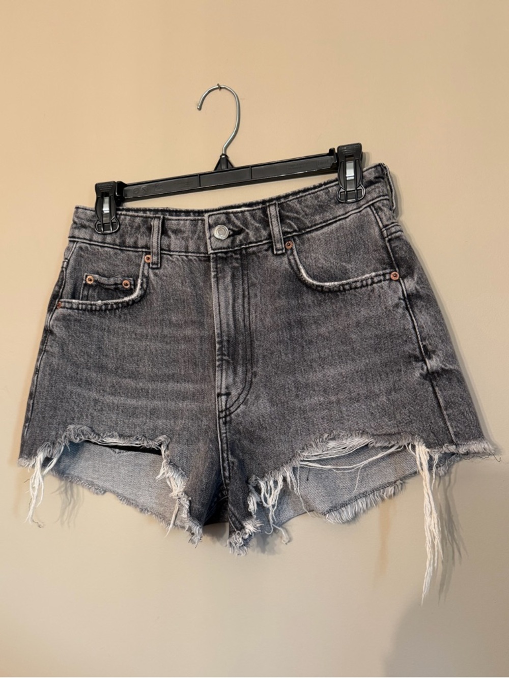 Zara Faded Black Shorts